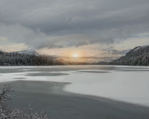 Preview wallpaper lake, ice, snow, trees, winter