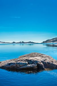 Preview wallpaper lake, island, mountain