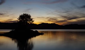 Preview wallpaper lake, island, tree, dark, outlines
