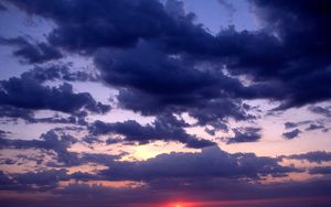 Preview wallpaper lake, michigan, clouds, evening, sky