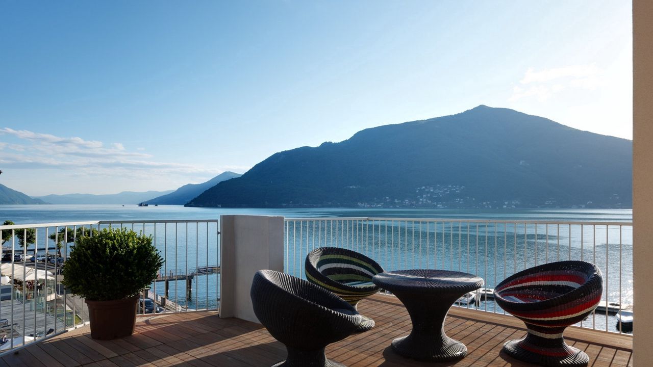 Wallpaper lake, mountain, balcony, view, mood, pleasure, relaxation, italy, maggiore