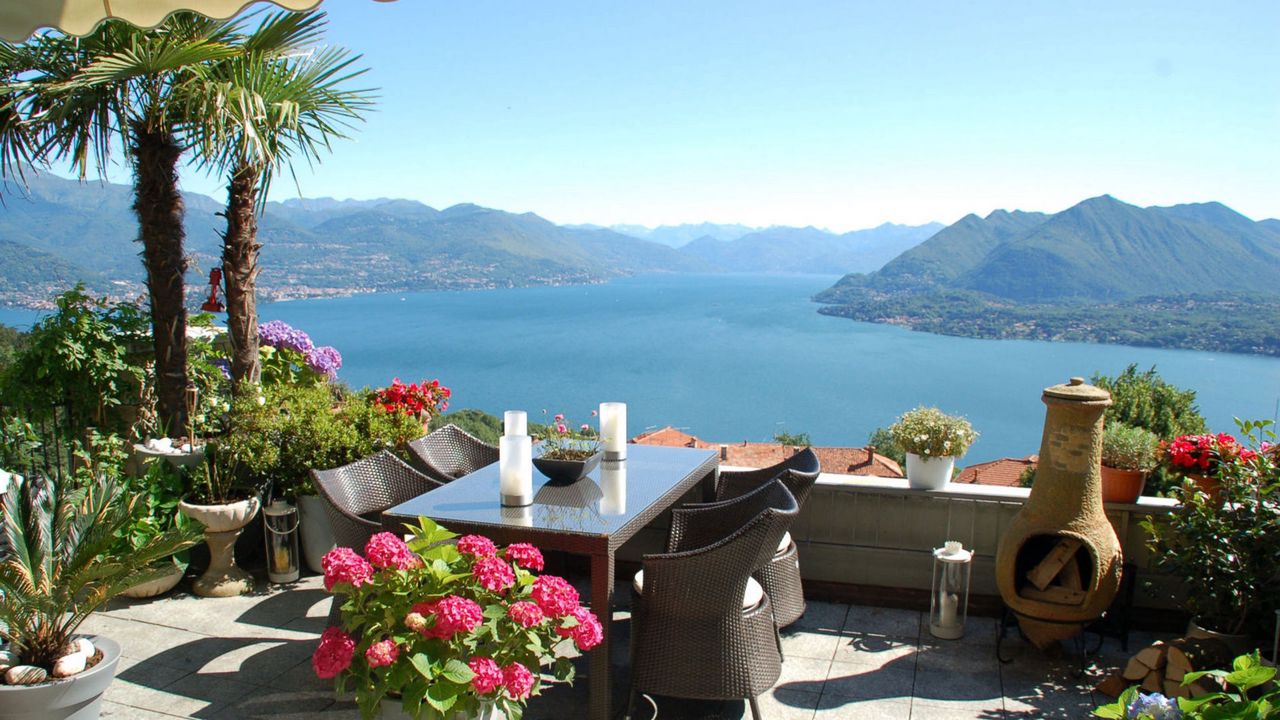 Wallpaper lake, mountain, balcony, view, mood, pleasure, relaxation, italy, stresa, maggiore