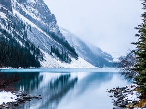 Preview wallpaper lake, mountain, fog, snowy, mountain landscape, canada