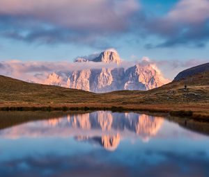 Preview wallpaper lake, mountain, grass, landscape, sky, clouds
