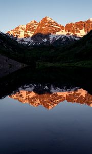Preview wallpaper lake, mountain, reflection, dusk
