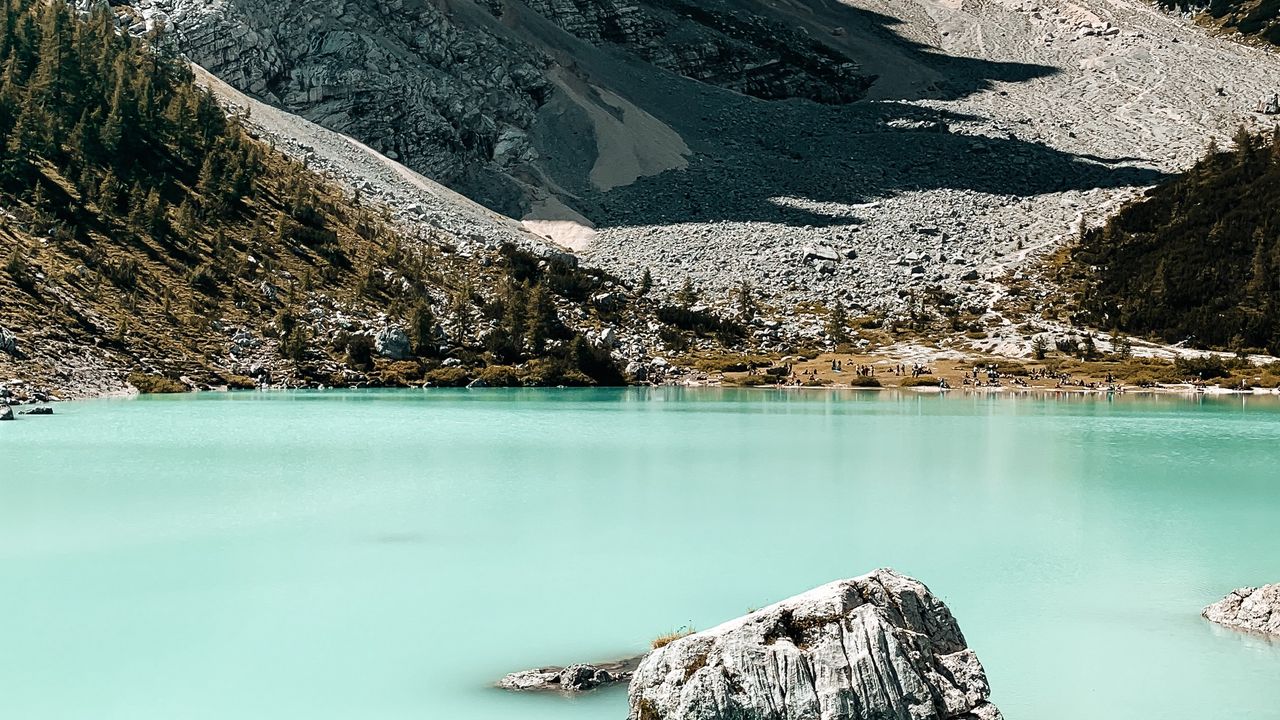 Wallpaper lake, mountain, rocks, shore, water