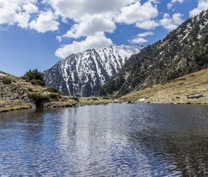 Preview wallpaper lake, mountain, slope, nature