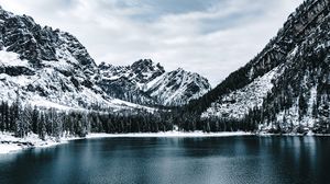 Preview wallpaper lake, mountain, snow, water, winter, landscape