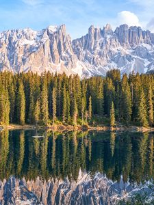 Preview wallpaper lake, mountain, trees, peaks, sky, reflection