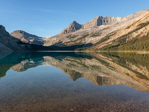 Preview wallpaper lake, mountain, water, reflection, landscape, nature