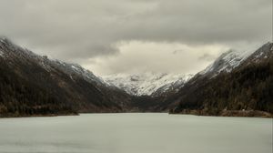 Preview wallpaper lake, mountains, clouds, landscape, nature