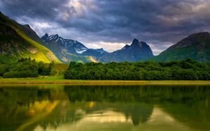 Preview wallpaper lake, mountains, coast, trees, clouds, silence, before a rain