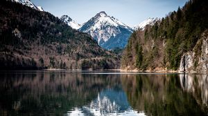 Preview wallpaper lake, mountains, forest, water, reflection, landscape
