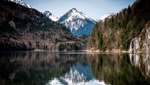 Preview wallpaper lake, mountains, forest, water, reflection, landscape