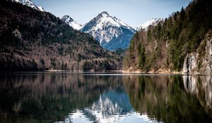 Preview wallpaper lake, mountains, forest, water, reflection, landscape