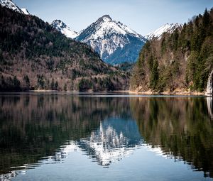 Preview wallpaper lake, mountains, forest, water, reflection, landscape