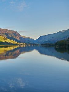 Preview wallpaper lake, mountains, hills, water, reflection