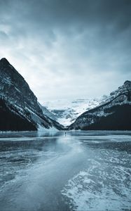 Preview wallpaper lake, mountains, ice, frozen, snow, landscape