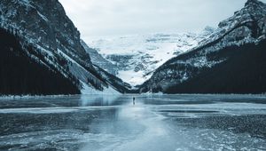 Preview wallpaper lake, mountains, ice, frozen, snow, landscape