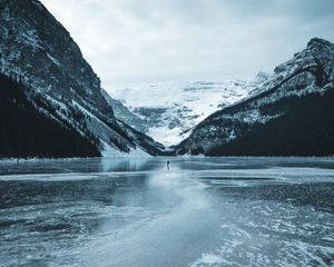 Preview wallpaper lake, mountains, ice, frozen, snow, landscape