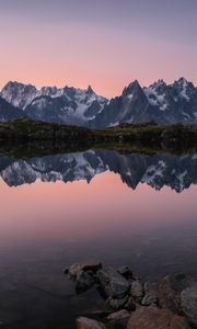 Preview wallpaper lake, mountains, reflection, dusk, landscape
