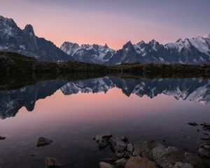 Preview wallpaper lake, mountains, reflection, dusk, landscape