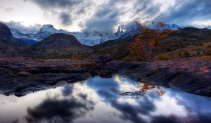 Preview wallpaper lake, mountains, reflection, mirror, tree, orange, twilight