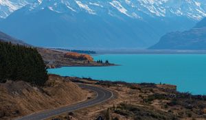 Preview wallpaper lake, mountains, road, lake pukaki, new zealand