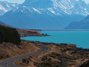 Preview wallpaper lake, mountains, road, lake pukaki, new zealand