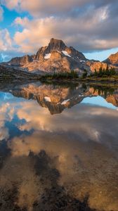 Preview wallpaper lake, mountains, rocks, sky, reflection