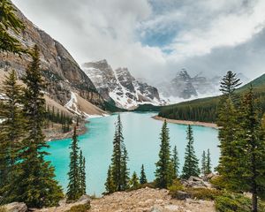 Preview wallpaper lake, mountains, shore, forest, landscape, valley