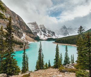 Preview wallpaper lake, mountains, shore, forest, landscape, valley