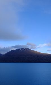 Preview wallpaper lake, mountains, sky, horizon