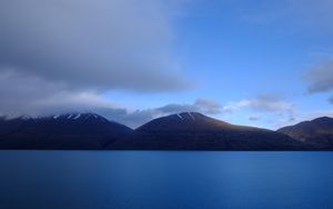 Preview wallpaper lake, mountains, sky, horizon