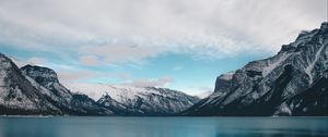 Preview wallpaper lake, mountains, snow, lake minnewanka, canada