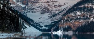 Preview wallpaper lake, mountains, snow, top, lake louise, canada