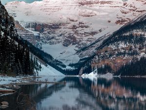 Preview wallpaper lake, mountains, snow, top, lake louise, canada