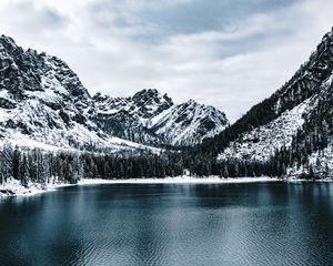 Preview wallpaper lake, mountains, snow, winter, nature