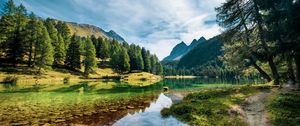 Preview wallpaper lake, mountains, trees, spruce, water