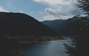 Preview wallpaper lake, mountains, twilight, evening, sky