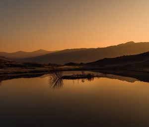 Preview wallpaper lake, reflection, mountains, sunset, landscape