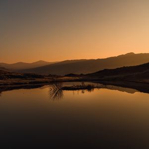 Preview wallpaper lake, reflection, mountains, sunset, landscape