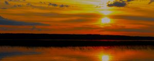 Preview wallpaper lake, river, reflection, water, sun, sunset, landscape, dark