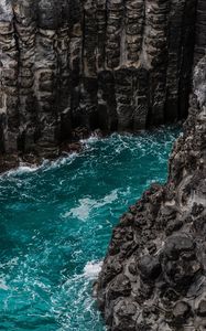 Preview wallpaper lake, river, water, current, waves, rocks, stones