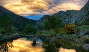 Preview wallpaper lake, round, coast, sky, mountains