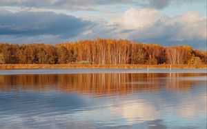 Preview wallpaper lake, shore, autumn, water, reflection, nature