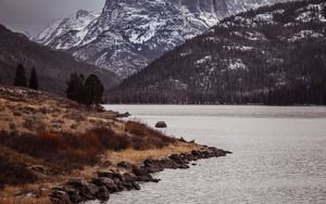 Preview wallpaper lake, shore, mountains, water, landscape