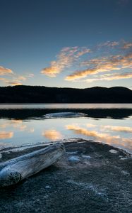 Preview wallpaper lake, shore, reflection, water, dusk