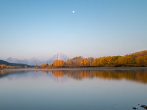 Preview wallpaper lake, shore, trees, mountain, moon, landscape