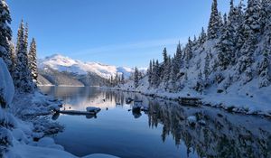 Preview wallpaper lake, snow, mountain, shore, winter, nature